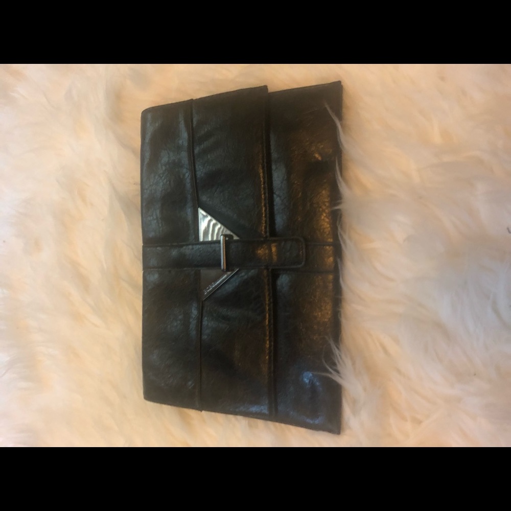 BCBGeneration Large, black clutch